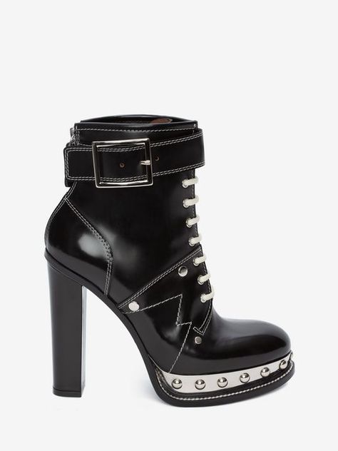 Women's Black/White Tread Platform Boot | Alexander McQueen Patent Leather Boots, Platform Heels Chunky, Black Leather Ankle Boots, Footwear Design Women, Thigh High Boots, Platform Boots, Suede Boots, Leather Ankle Boots, Platform Heels