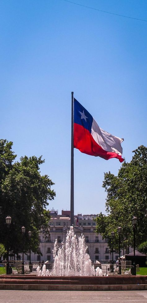 Chili Country, Santiago Chili, Chilean People, Chile Flag, Chile Travel, Usa Cities, Santiago Chile, Backpacking Travel, Travel Goals