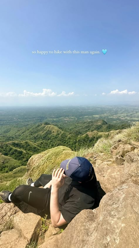 Hiking Story Ideas, Trekking Story Ideas, Trekking Photo Ideas, Trek Instagram Story Ideas, Mountains Aesthetic Captions, Caption For Trekking Pictures, Mountain Aesthetic Captions, Trek Captions For Instagram, Hike Insta Story