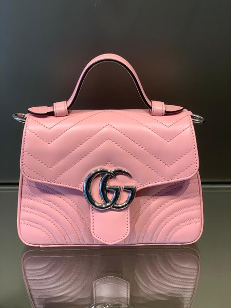 Gucci Pink Bag, Pink Gucci Purse, Pink Gucci Bag, Pink Purses, Pose Pengantin, Handbag Gucci, Gucci Purse, Gucci Purses, Bags Gucci