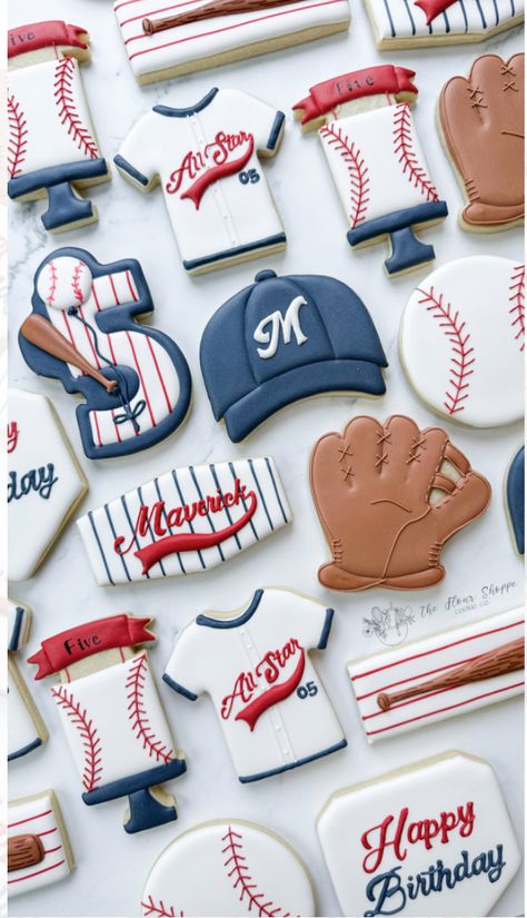 Rookie Year First Birthday Cookies, Baseball Cookies Decorated, Birthday Sugar Cookies, Cookie Birthday, Sports Cookies, Baseball Cookies, Sports Cakes, Baseball Theme Birthday, Baseball First Birthday