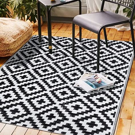 Amazon.com: SAND MINE Reversible Mats, Plastic Straw Rug, Modern Area Rug, Large Floor Mat and Rug for Outdoors, RV, Patio, Backyard, Deck, Picnic, Beach, Trailer, Camping (5' x 8', Black & White Lattice) : Patio, Lawn & Garden Beach Trailer, Modern Outdoor Rugs, Straw Rug, Polypropylene Carpet, Trendy Rug, Backyard Deck, Small Outdoor Spaces, Patio Rugs, Area Carpet