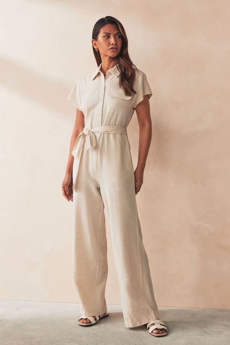 Hoi An Tailor Clothes, Tailoring Ideas, Jumpsuit Linen, Jumpsuit Outfits, Occasion Wear Dresses, Beachwear Skirt, Slim Fit Casual Shirts, Linen Jumpsuit, Wedding Shirts