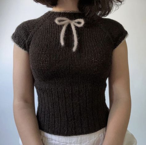 Coquette Knitting, Brown Yarn, Crochet Aesthetic, Ribbed Tee, Handmade Yarn, Bows Diy, Upcycle Sweater, Crochet Wool, Crochet Inspo