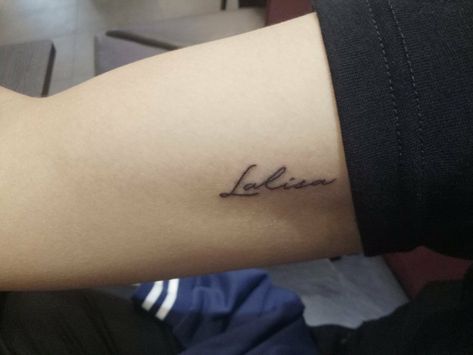 Lisa Tattoo Blackpink, Lalisa Tattoo, Blackpink Inspired Tattoo, Blackpink Tattoo Ideas, Blackpink Tattoo, Tattoo Ideas Kpop, Room Tattoo, Lisa Tattoo, Blackpink Lightstick