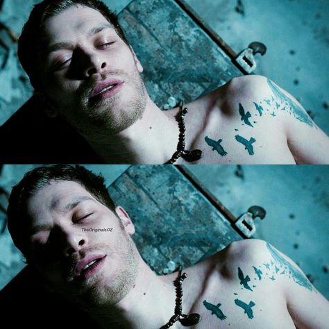 Joseph Morgan Tattoo, Niklaus Mikaelson Tattoo Ideas, Klaus Mikaelson Tattoo, Klaus Tattoo, Klaus Mikaelson Black And White, Klaus Mikaelson Hybrid, Klaus Mikaelson Hybrid Eyes, Morgan 4, Joseph Morgan