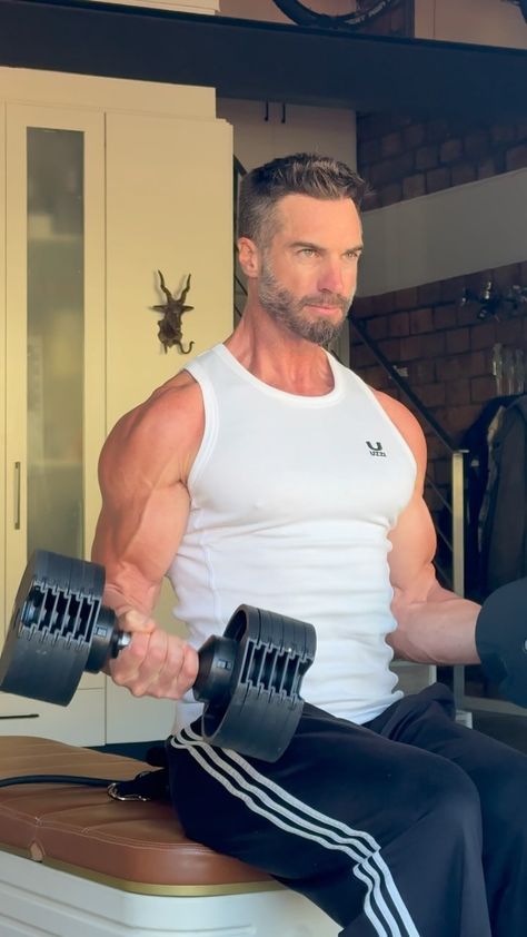 Marc Buckner (@marcbuckner) • Instagram photos and videos Mark Buckner, Marc Buckner, Muscular Guy, Chronically Online, Kfc Recipe, Model Training, Muscular Man, Grey Hair Men, Handsome Prince