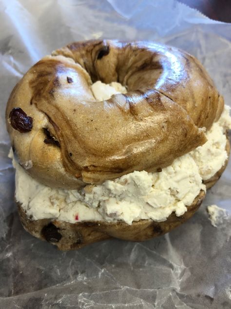 Walnut Cream Cheese, Bagels With Cream Cheese, Ny Bagel, Bagel With Cream Cheese, Walnut Cream, Cinnamon Raisin Bagel, Pick Flowers, My Favorite Food, Bagel Cream Cheese