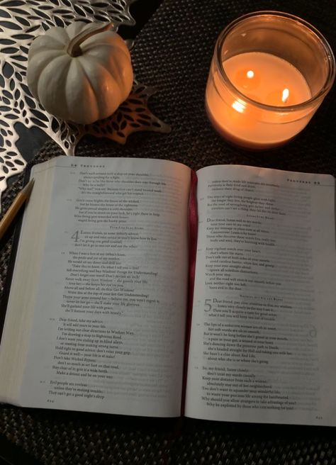 Cozy Bible Aesthetic, Autumn Bible Study, Cozy Christian Aesthetic, Cozy Bible Study, Verses For Motivation, Bible Verses For Motivation, Proverbs 31 Woman Aesthetic, Holding Bible, Bible Goals