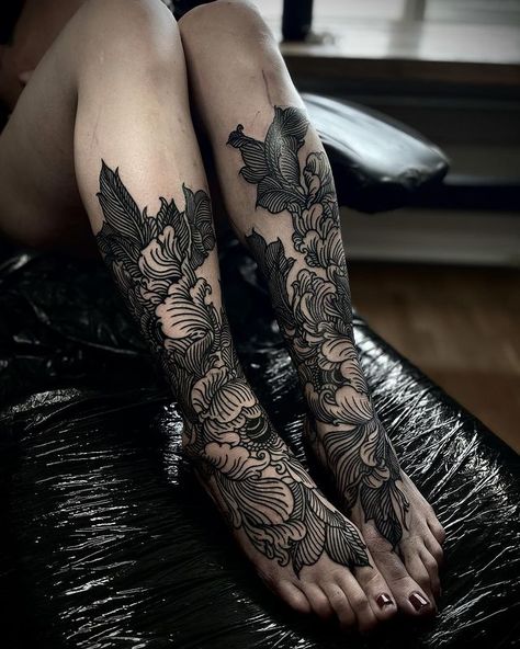 Boredpanda Viral Pins, 16 Tattoo, Gothic Tattoo, Dream Tattoos, Foot Tattoo, Black Ink Tattoos, Elegant Tattoos, Art Tattoos, Dope Tattoos