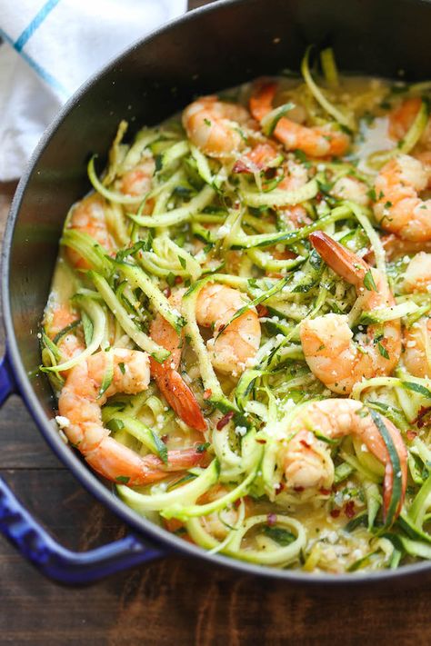 Zucchini Shrimp Scampi - Damn Delicious Zucchini Noodle Recipes, Zoodle Recipes, Veggie Noodles, Spiralizer Recipes, Zucchini Pasta, Shrimp Scampi, Zucchini Noodles, Idee Pasto Sano, Quick Healthy