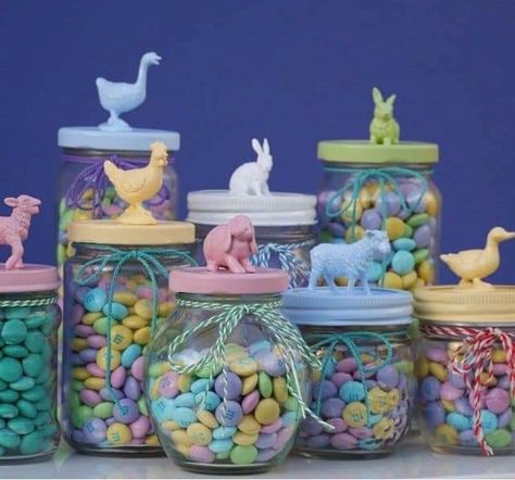 Jar Toppers, Easter Mason Jars, Handmade Things, Mason Jar Crafts Diy, Easter Crafts Diy, Jar Diy, Spring Easter Decor, Diy Easter, Mason Jar Diy