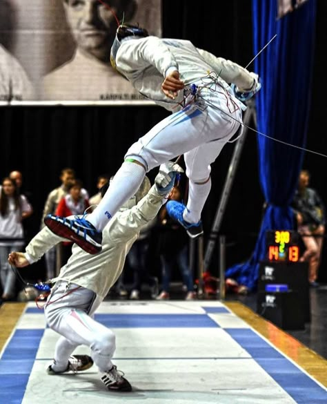 Fencing Art, Action Reference, Fencing Foil, Women's Fencing, Olympic Fencing, Fencing Sport, Cosplay Reference, George Brett, Action Pose Reference