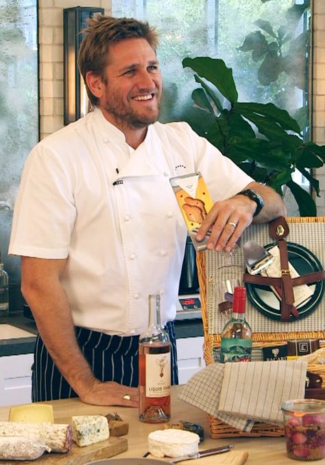 Curtis Stone's Top Picnic Must-Haves Curtis Stone Mini Multi Cooker Recipes, Curtis Waters, Curtis Stone, Savory Cheese, Stone Top, Homemade Food, Something Sweet, Top Tips, Picnic Basket