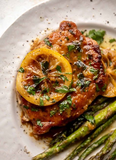 Pork Chops Boneless, Butter Pork Chops, Lemon Butter Chicken, Boneless Pork Chops, Roasted Asparagus, Weeknight Dinner Recipe, Boneless Pork, Lemon Butter, Pork Chop