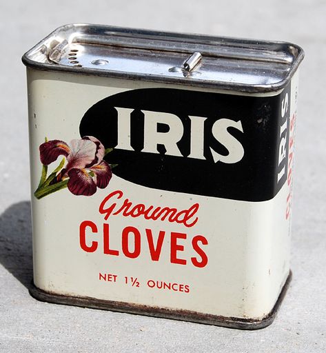 https://flic.kr/p/4RGDzR | Iris Whole Cloves, 1950's Spice Packaging, Cloves Spice, Spices Packaging, Wine Logo, Spice Tins, Bags Online Shopping, Online Logo Design, Bar Code, Vintage Packaging