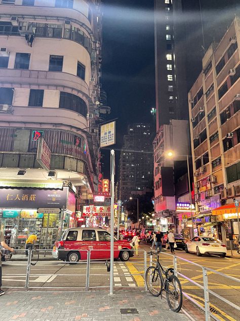 Exploring Hongkong Mongkok Hong Kong, Hong Kong Night Aesthetic, Hongkong Aesthetic, Hong Kong Bucket List, Hong Kong Aesthetic, Hong Kong Luxury, Hong Kong Night, Hong Kong Beaches, Hong Kong Street