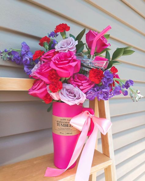 It doesn't have to be a stanley to be pretty 🎀 #tumblerarrangement #cuparrangement #stanleycupflowers #stanleybouquet #stanleyarrangement #birthdayarrangement #birthdayflowers Stanley Tumbler, Be Pretty, Birthday Flowers, Stanley Cup, Flower Arrangement, Flower Shop, Strawberries, Teacher Gifts, Flower Arrangements