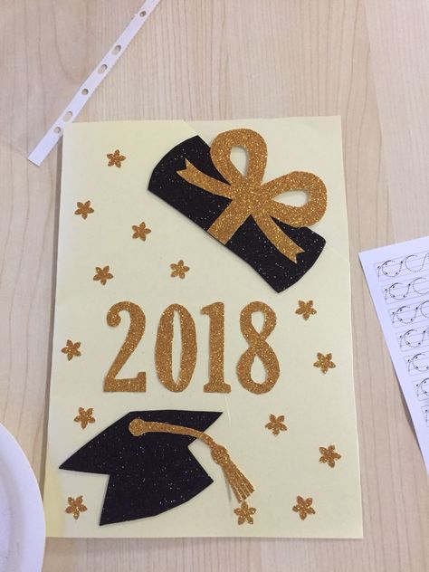 Karne School Results, Graduation Cards Handmade, Graduation Party High, Graduation Crafts, Graduation Party Themes, Kids Graduation, Preschool Gifts, Grad Cards, Kindergarten Graduation