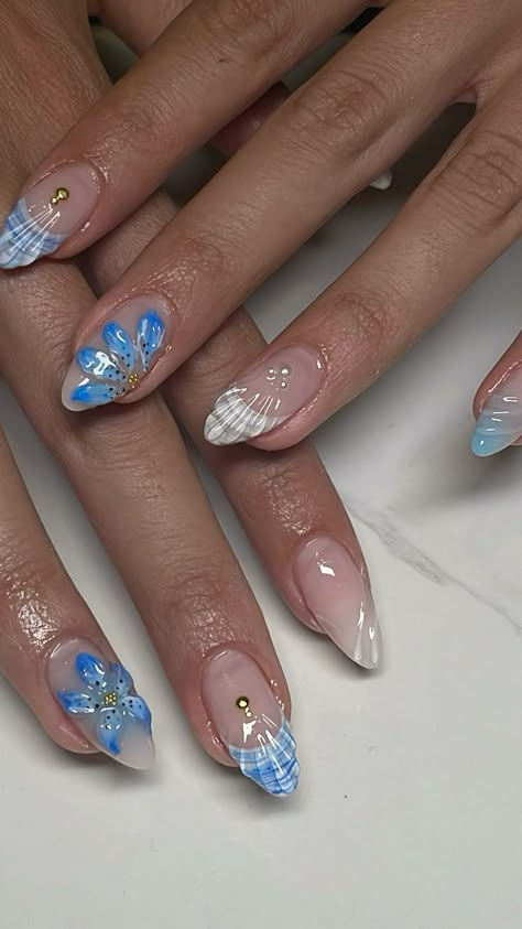 Ocean/3D/Seashell/Flower/Blue Pretty Nail Art Designs Blue, Cute Nail For Summer, Blue Nail Inspo Gel, Nail Art Design Summer, Nail Ideas Cute Design, Summer Cool Nails, Gel Nail Summer Designs, Blue Flower Design Nails, Nail Designs 3d Art