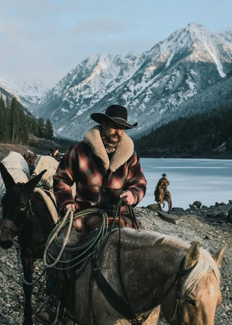 Western Mountains, Cowboy Photography, The Last Ride, God Has A Plan, Cowboy Pictures, Mountains Snow, Western Artwork, Cowboy Aesthetic, Western Photography