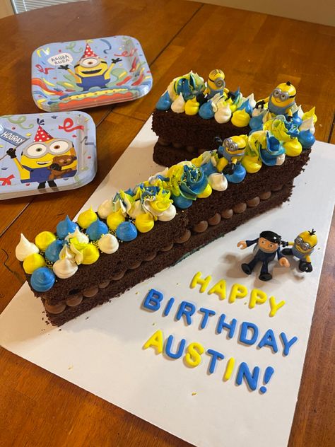 Minion Number Cake, Number 7 Cake Design, Number 7 Birthday Cake, 7 Birthday Cake, Monogram Cupcakes, Cake Number, 7th Birthday Cakes, 7 Cake, 7 Birthday