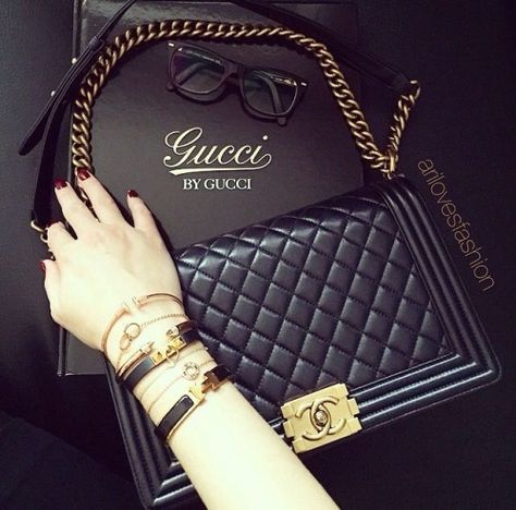 Dubai Fashionista, Bling Bags, Gucci Purses, Handbag Heaven, Gucci Handbags, Cute Bags, Backpack Purse, Chanel Boy Bag, Clutch Handbag