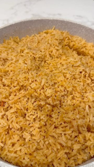 daisymayscookingandmore “Nelly” on Instagram: "Mexican Style Red Rice - Arroz Rojo - Sopa de Arroz Recipe⬇️ A staple in Mexican Cuisine!!! #arrozrojo #sopadearroz #redrice #mexicanredrice #mexicanrice #arroz #rice #food #foodie #foodies #foodiesofinstagram #recipe #recipes #cooking #instagramfood #instagramfoodie #instagramfoodies #instagramrecipes #instagramcooking Ingredients/Recipe: -3 Tbsp Avocado Oil -2 Cups Jasmine Rice or long grain rice -2 Small pieces of Onion -2 Garlic Cloves -1 Di Mexican Rice Aesthetic, Mexican Rice Tiktok, Arroz Recipe, Arroz Con Gandules Rice Cooker, Jasmine Mexican Rice, Mexican Rice Sazon Goya, Mexican Rice, Red Rice, Long Grain Rice