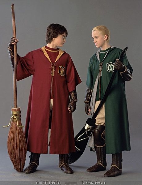 Harry and Draco secretly friends at the beginning harry is wearing his invisibility cloak http://www.wattpad.com/133223441-harry-potter-drabbles-anytime-you-need-a-friend Quidditch Outfit, Harry Potter Quidditch, Brooms, Harry Potter