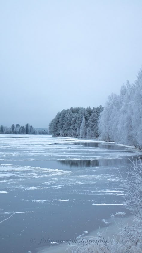 Frozen Lake Photography, Frozen River Aesthetic, Frozen Pond Aesthetic, Winter Magic Aesthetic, Frozen Lake Aesthetic, Elsa Aesthetic Frozen, Riverside Aesthetic, Blue Winter Aesthetic, Frost Landscape