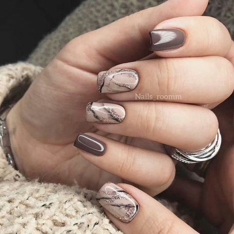 Nail Art Marble, Golden Marble, Festive Nails, Nails Art Designs, Manicure Nail Designs, Romantic Nails, Casual Nails, Christmas Nail Art Designs, Pretty Gel Nails