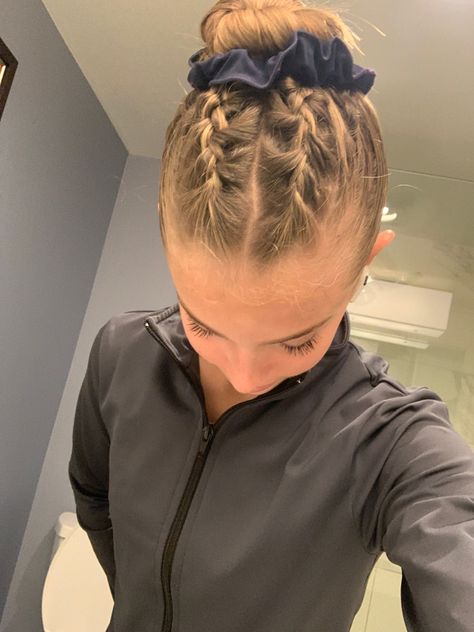 Rhythmic Gymnastics Hairstyles, Girls Gymnastics Hairstyles, Gymnastics Competition Hair Bun, Gymnastics Hairstyles For Competition Easy, Hairstyles For Gymnastics Competitions, Figure Skating Hairstyles Competition, Dance Competition Hair Lyrical, Dance Comp Hairstyles, Gymnastics Competition Hairstyles