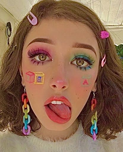 Kidcore Makeup, Aesthetic Kidcore, Indie Photography, Indie Makeup, Kawaii Makeup, Estilo Indie, Swag Makeup, Kids Makeup, Cute Makeup Looks