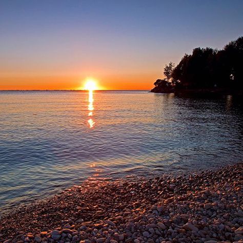 Lake Erie Ohio, Put In Bay Ohio, Kelleys Island, Beach Volleyball Court, Lakeside Beach, Lake Living, Lake Erie, Fun In The Sun, Island Beach