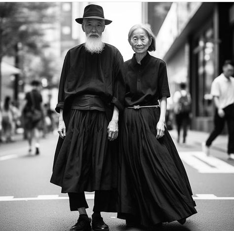 Japanese Minimalism, All Black Fashion, Fairy Clothes, Ageless Style, Fashion Victim, Classy Casual, Japanese Street Fashion, Mode Inspo, Couples Costumes