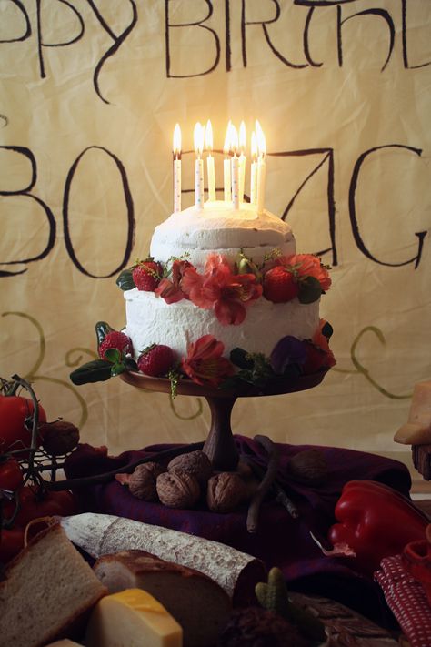 Happy Birthday, Bilbo and Frodo Baggins! Birthday Cake Recipe Bilbo Birthday, Bilbos Birthday, Bilbo And Frodo, Feast Of Starlight, Hobbit Cake, Birthday Feast, Hobbit Food, Hobbit Party, Lamb Stew Recipes