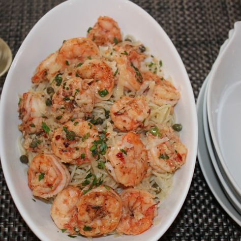 Emeril's Shrimp Scampi- (made may 20, 2015)-- quick, easy, tasty-ish. Lol. Definitely a repeat/weekly. Emerils Recipes, Emeril Recipes, Emeril Lagasse Recipes, Shrimp Scampi Recipe, Scampi Recipe, Yummy Seafood, Emeril Lagasse, Garlic Olive Oil, Shrimp Dishes