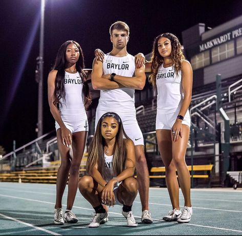 Media Day Poses Track And Field, Track And Field Team Pictures, Track Team Pictures, Xc Media Day Poses, Track Media Day, Track Media Day Poses, Track Meet Pictures, Track Uniforms, Track Senior Pictures