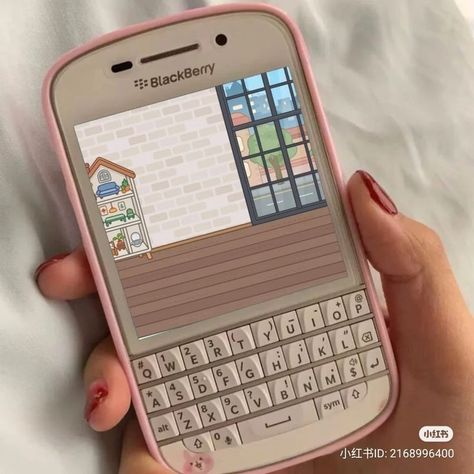 Blackberry Aesthetic, Flip Phone Aesthetic, Retro Gadgets, Kawaii Phone Case, Retro Phone, Phone Inspiration, Old Phone, Flip Phones, Aesthetic Phone Case