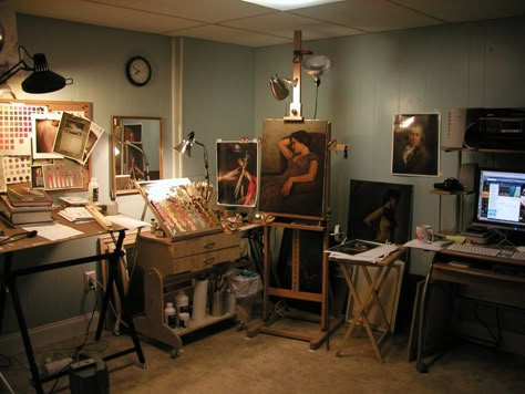 Modeling Studio Room, Antique Art Studio, Painters Room, Artist Studio Workspaces, Art Studio Drawing, Art Studio Lighting, Digital Art Studio, Design Studio Workspace, Studio At Home