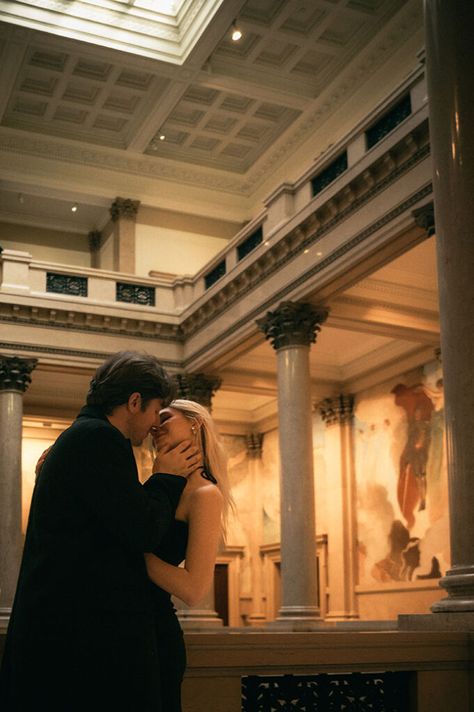 North Eastern Engagement photos at Carnegie Museum of Art and Natural History in Oakland Pittsburgh PA, Carnegie Museum of Art Architecture Grand Staircase at Carnegie Museum of Art photos in Pittsburgh, Get inspired by engagement location ideas, non traditional engagement photos inspo, engagement outfit ideas dress inspo, engagement  aesthetic, Urban City engagement ideas, and engagement photos ideas PA! Book Natalia for your Pittsburgh engagement or Pittsburgh wedding at nataliabaqueiro.com Engagement Photos Museum Aesthetic, Museum Engagement Pictures, Ralph Lauren Engagement Photos, Art Museum Wedding Photos, Museum Engagement Shoot, Art Museum Engagement Shoot, Museum Photoshoot Ideas Couple, Engagement Photos Art Museum, Dark Academia Engagement Photos