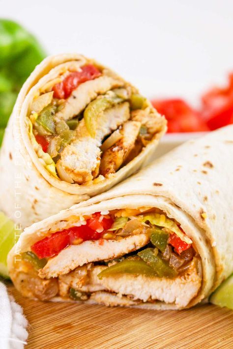 Chicken Fajita Wraps Quick Easy Dinner Cheap, Easy Chicken Sandwich, Chicken Fajita Wraps, Best Easy Dinner Recipes, Dinner Recipes Easy Quick, Slow Cooker Dinner, Savory Chicken, Comfort Food Recipes Dinners, Quick Easy Dinner