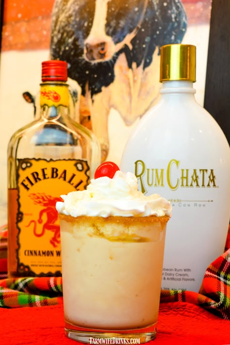 Cinnamon toast crunch milkshake is Fireball whiskey and Rumchata blended together with vanilla ice cream to create a heavy-handed frozen drink. #Milkshake #Rumchata #Fireball #Booze #Drinks #Cocktails Christmas Recipes With Fireball, Rumchata Drinks, Fireball Recipes, Fireball Drinks, Rumchata Recipes, Fireball Whiskey, Ice Cream Drinks, Frozen Drink, Cinnamon Toast Crunch