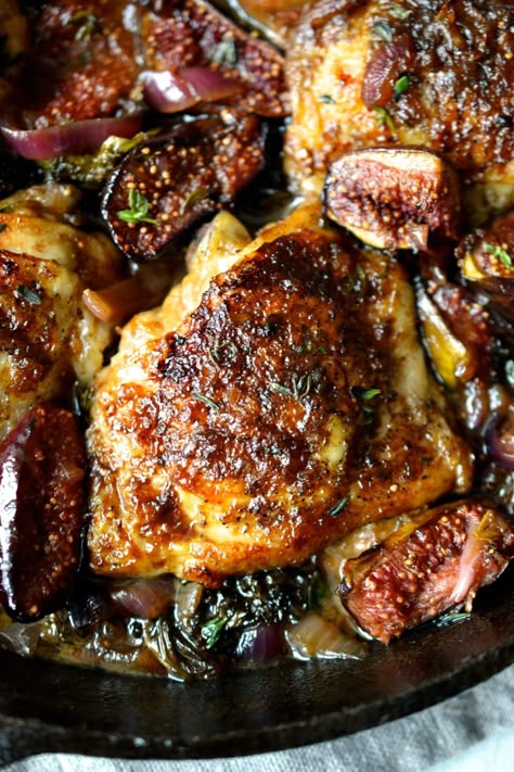 Figs Recipe, Roasted Figs, Recipes With Chicken, Roasted Radishes, Fig Recipes, Balsamic Chicken, Paleo Whole 30, Chicken Dishes Recipes, Poultry Recipes