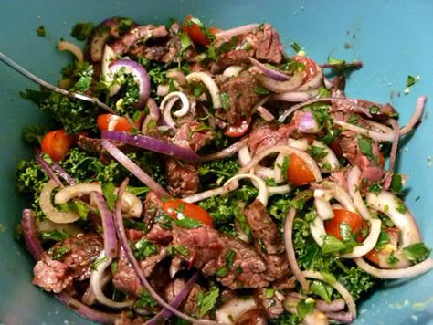 Yum Nua - Thai Spicy Beef Salad. Eat plain or with rice and fish sauce. Spicy Beef Salad, Thai Beef Salad Recipe, Rice And Fish, Thai Beef Salad, Thai Beef, Cambodian Food, Khmer Food, Laos Food, Beef Salad