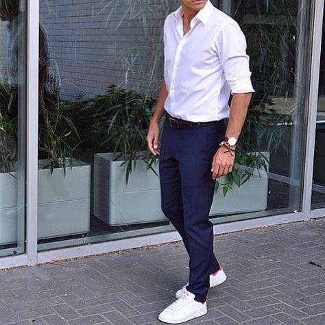 Instagram Blue Chinos Men, Chinos Men Outfit, Chinos Men, White Shirt And Blue Jeans, Smart Casual Shirts, Jeans Outfit Men, White Shirt Outfits, Shirt Outfit Men, Color Combinations For Clothes