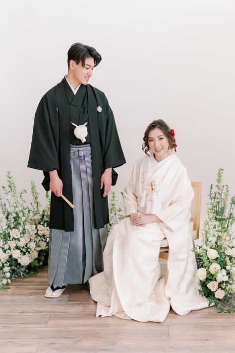 Japanese Bridal Kimono, Japanese Bridal Dress, Traditional Japanese Wedding Kimono, Kimono Engagement Photo, Kimono Couple Photoshoot, Japanese Wedding Aesthetic, Japanese Wedding Dress Traditional, Japanese Prewedding, Japanese Wedding Dresses