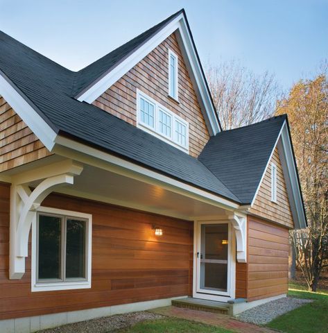 How to Choose the Right Siding for Your House - Fine Homebuilding Vinyl Siding Ideas Exterior, House Siding Ideas Exterior, Wood Vinyl Siding, Composite Wood Siding, Outdoor Siding, Engineered Wood Siding, Wood Siding Exterior, Fine Homebuilding, Types Of Siding