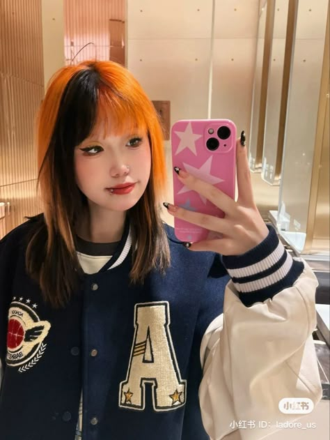 Black Hair Orange Underneath, Half Orange Half Black Hair, Black And Orange Color Block Hair, Black Hair Orange Roots, Black And Orange Hair Split, Black Hair Orange Bangs, Fox Dyed Hair, Japanese Hair, Black And Orange Hair