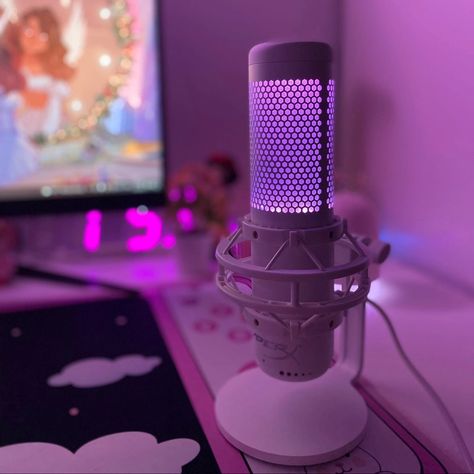 Gaming Microphone Aesthetic, Gaming Microphone Setup, Gamer Microphone, Aesthetic Microphone, Ruang Studio Musik, Hyperx Quadcast, Gaming Mic, Gaming Microphone, Computer Set